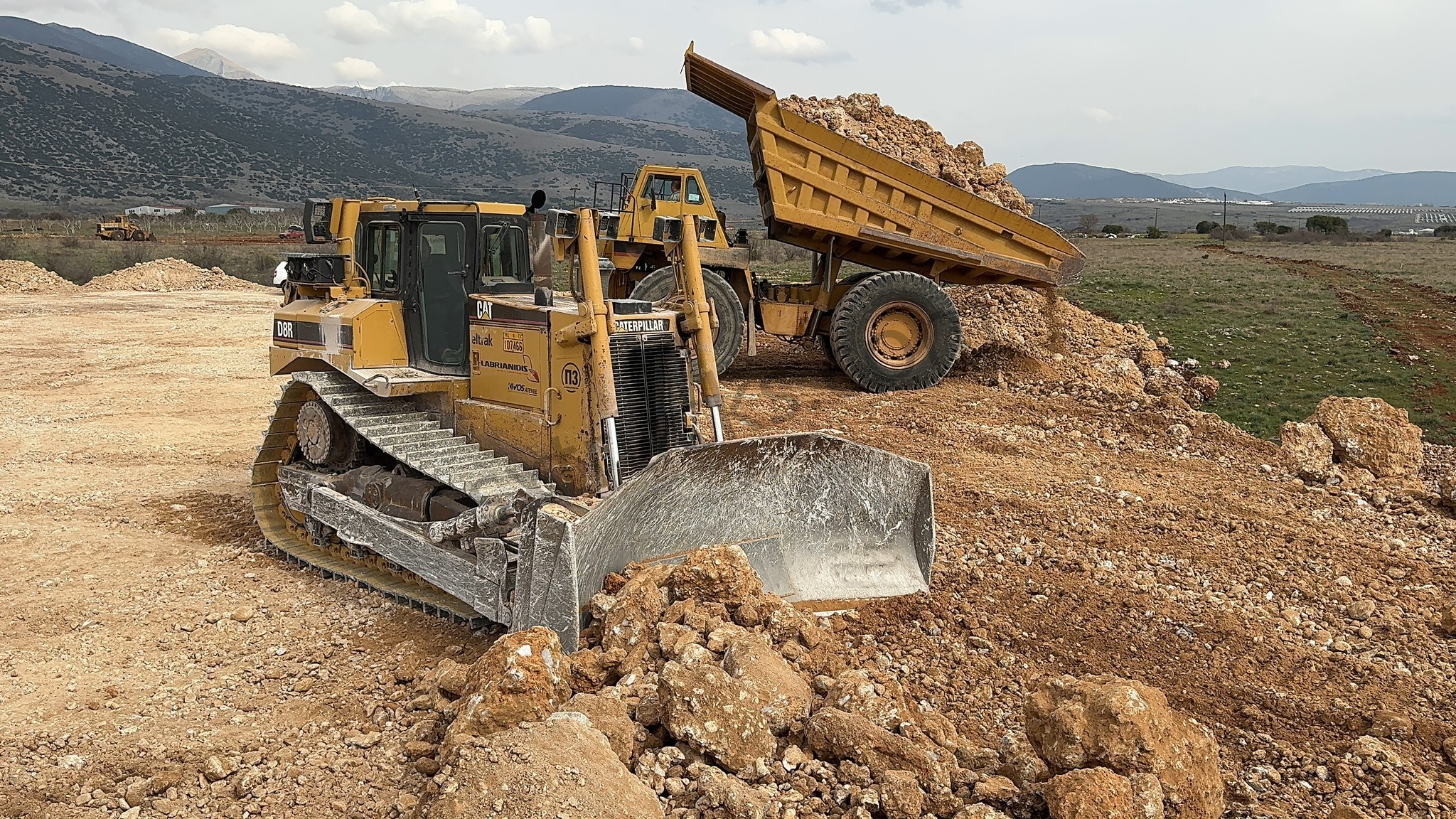 Caterpillar D8R Bulldozer