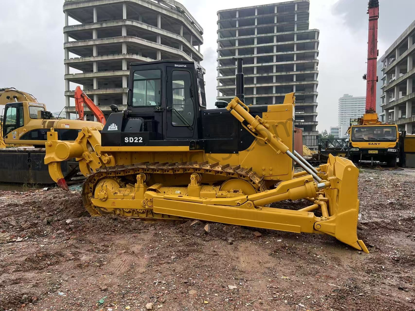 SHANTUI SD22 Crawler Bulldozer