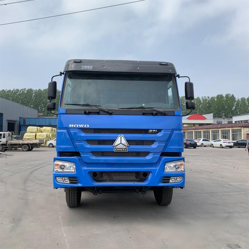China National Heavy Duty Truck Group's flagship 8×4 371 horsepower second-hand reconditioned dump truck (blue color)
