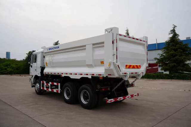 SHACMAN F3000 flagship 6×4 325 horsepower second-hand reconditioned dump truck (white color)