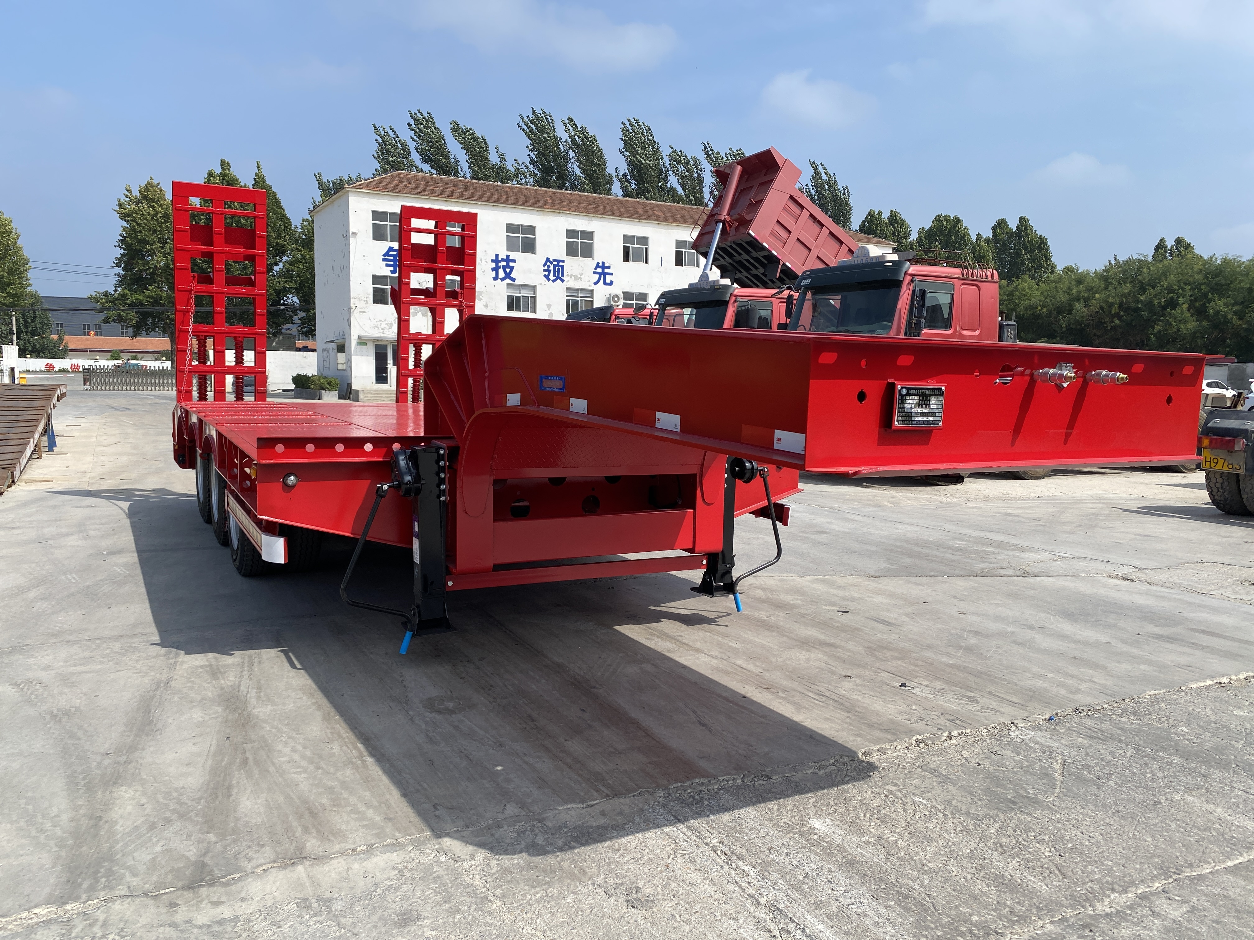 Lowbed Semi Trailer