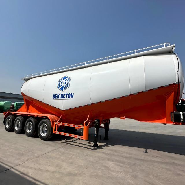 45CBM 4-Axle Bulk Cement Tanker Semi-Trailer with Air Compressor