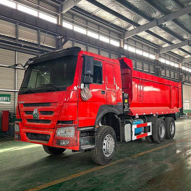 Used Sinotruk Howo -7 6X4 U-shaped Buckets 371hp Dump Truck
