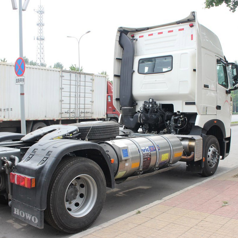 Used Sinotruk Howo 4x2 T7H tractor truck terminal head hot sale
