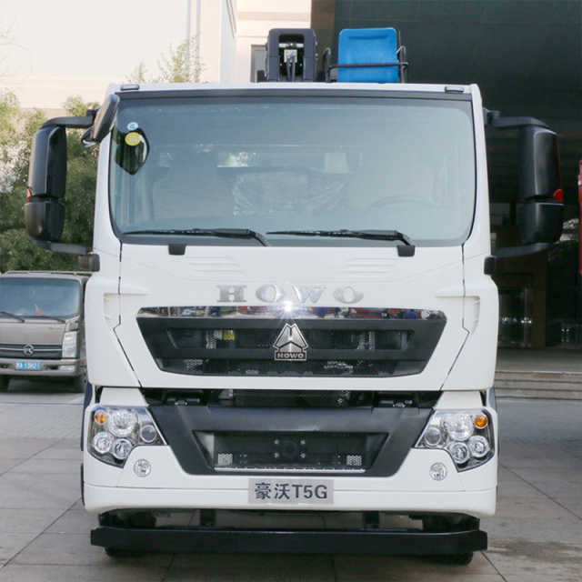 HOWO T5G 6X4 Crane Truck
