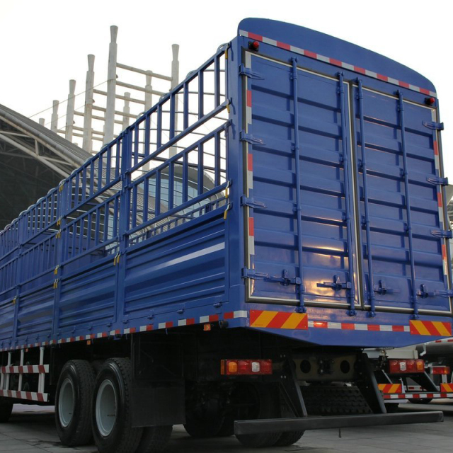 Used shacman delong 8X4 Cargo Truck 12 Wheels 371HP truck