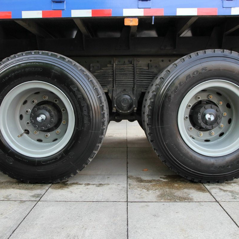 Used shacman delong 8X4 Cargo Truck 12 Wheels 371HP truck