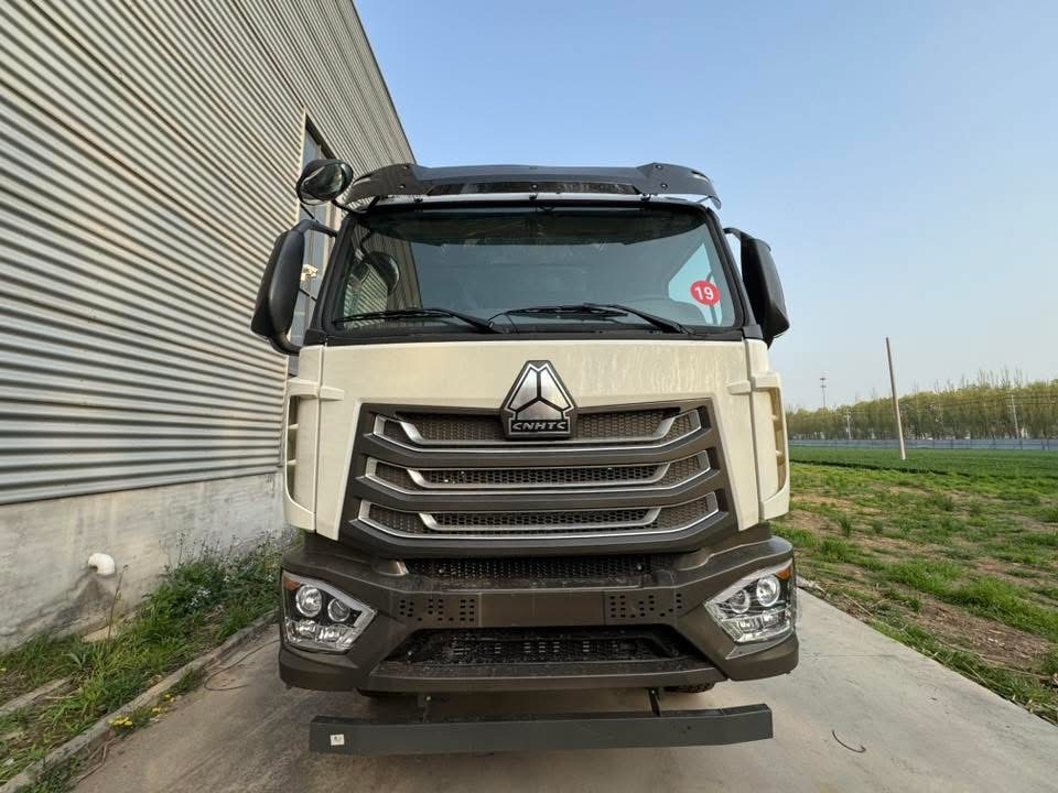 Used Howo NX 6×4 Tractor Truck