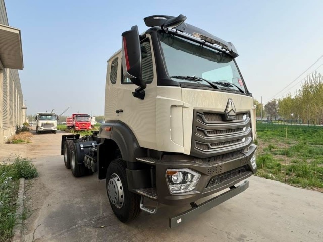Used Howo NX 6×4 Tractor Truck