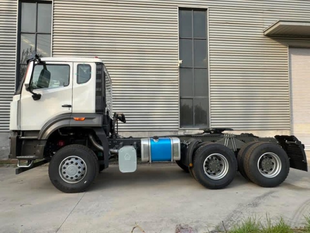 Used Howo NX 6×4 Tractor Truck