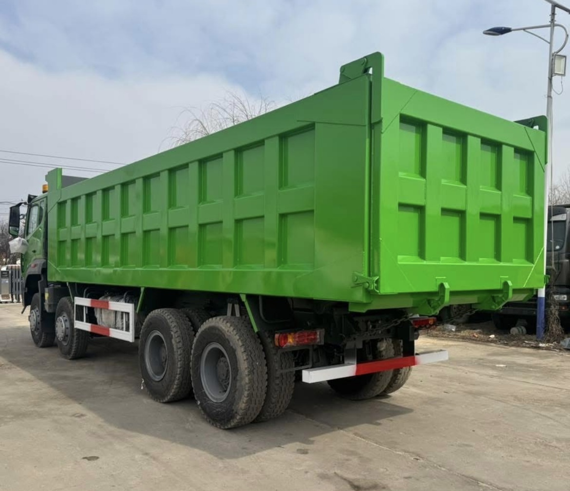 Used Howo NX 8X4 Dump Truck Tipper Truck