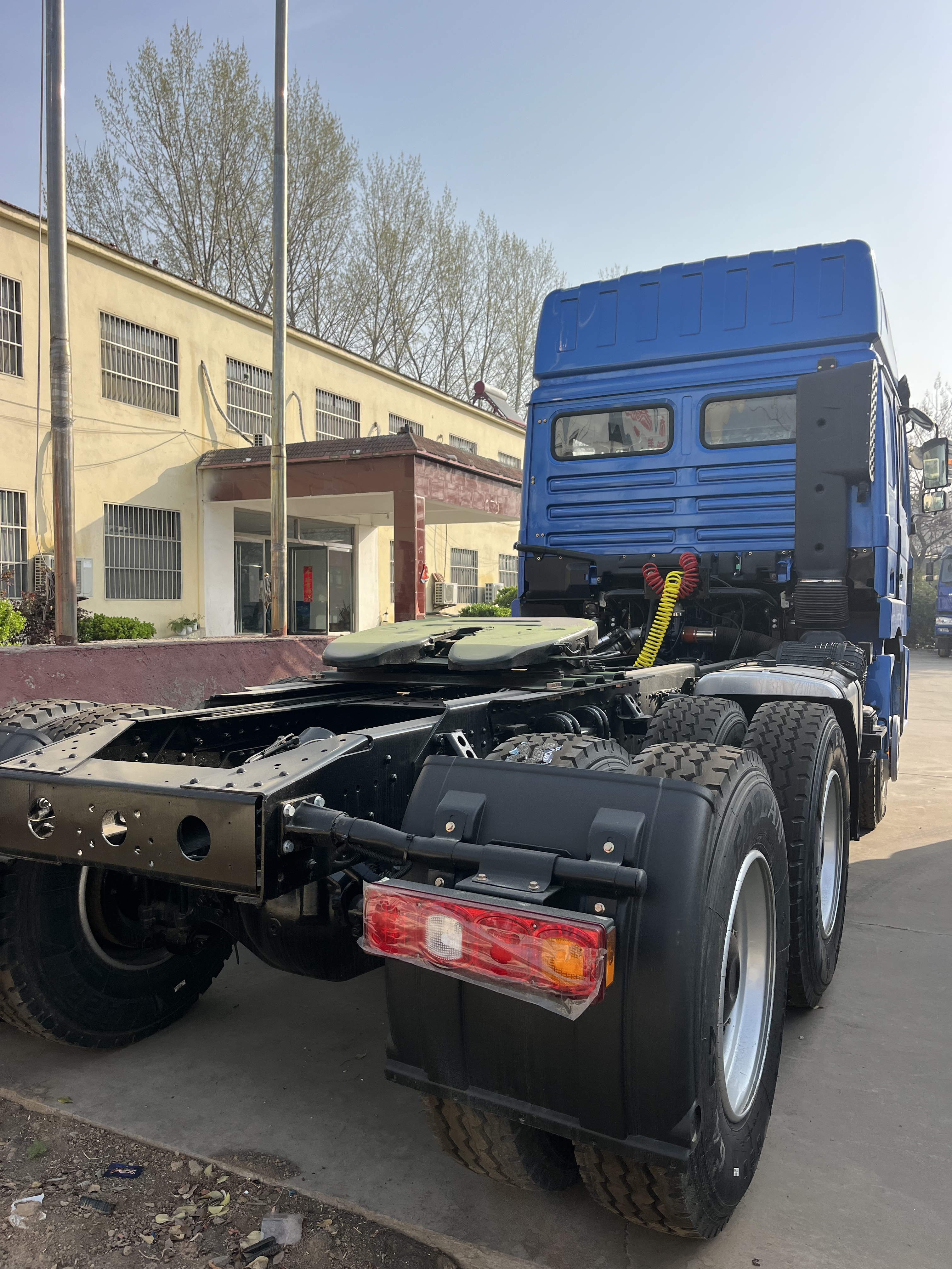 Shacman F3000 6x4 Tractor Truck 10 Wheels Tipper