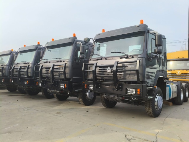 Used Sinotruk Howo -7 6x4 371hp Tractor Truck