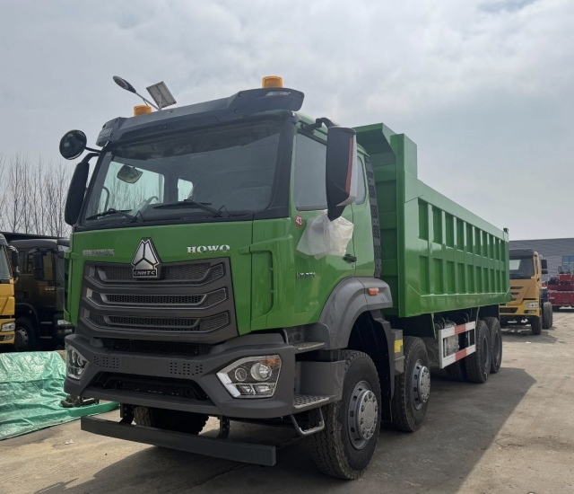 Used Howo NX 8X4 Dump Truck Tipper Truck