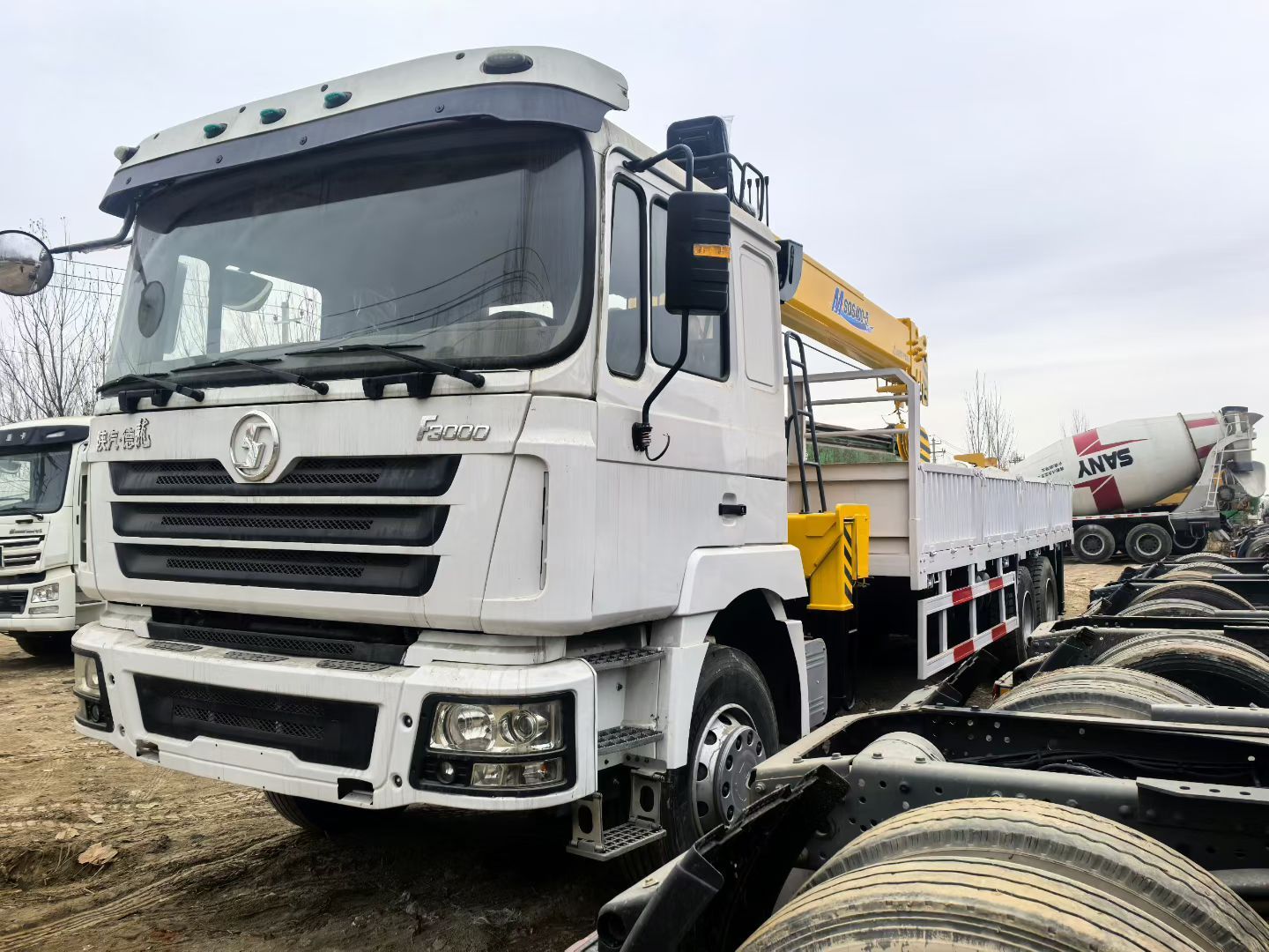 HOWO T5G 6X4 Crane Truck