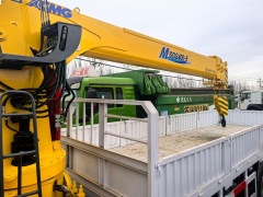 HOWO T5G 6X4 Crane Truck