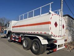 Lorry Oil Fuel Tanker Truck