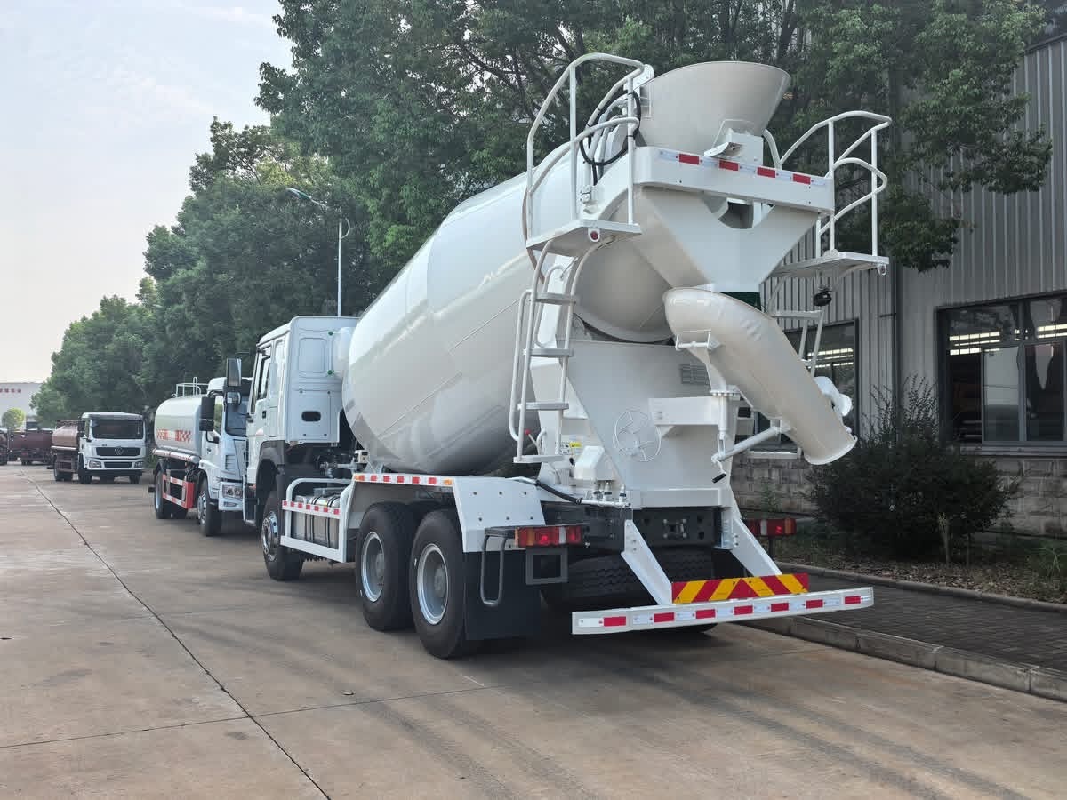 Howo Cement Concrete Mixer Truck
