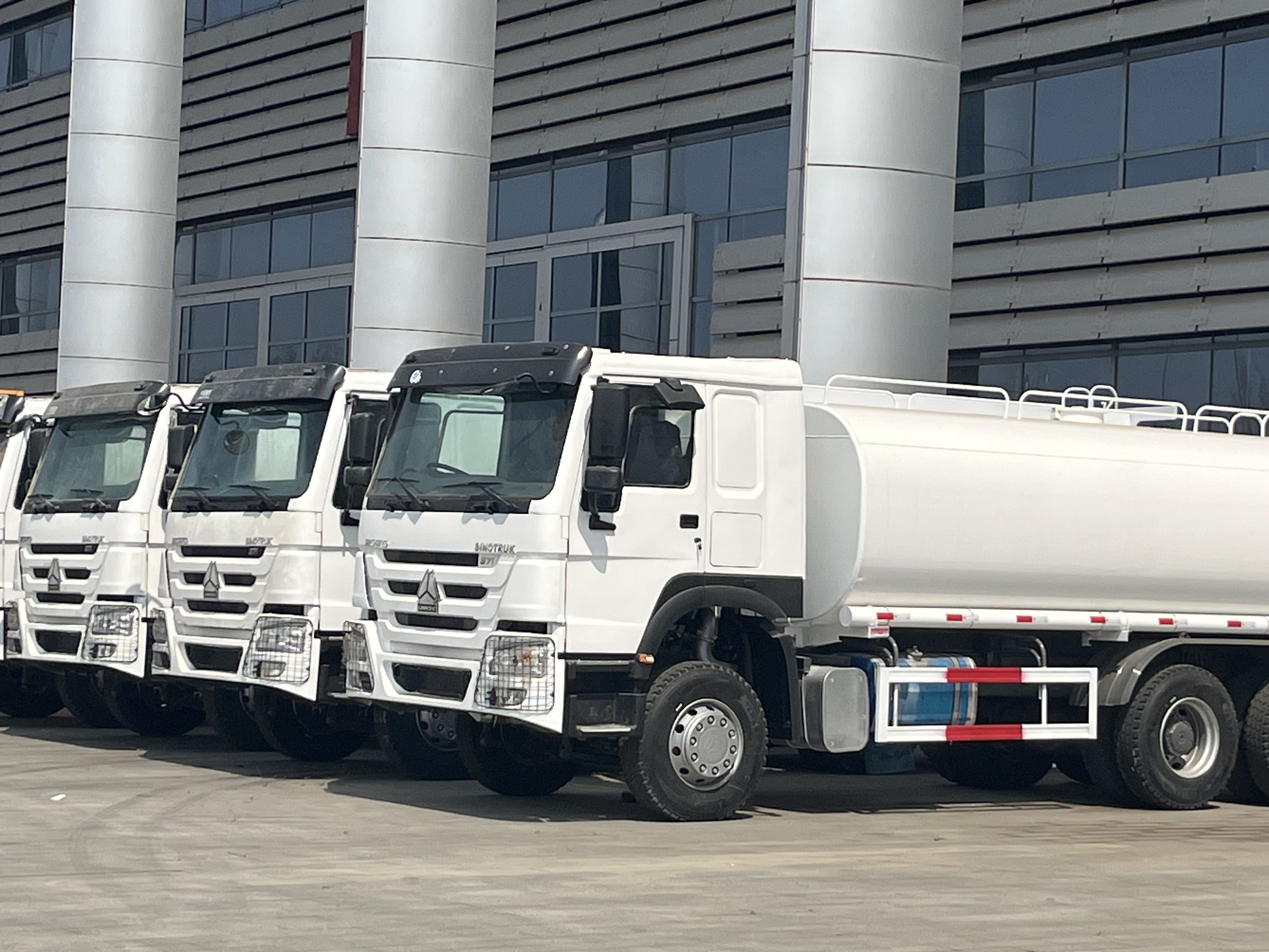 Lorry Oil Fuel Tanker Truck