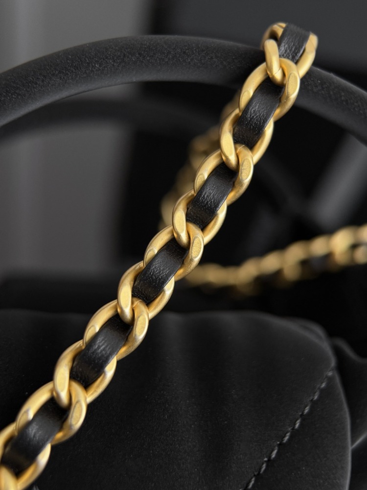 CHANEL 25K シルクヴェルヴェットナイロン ミニボウバッグ コピー品