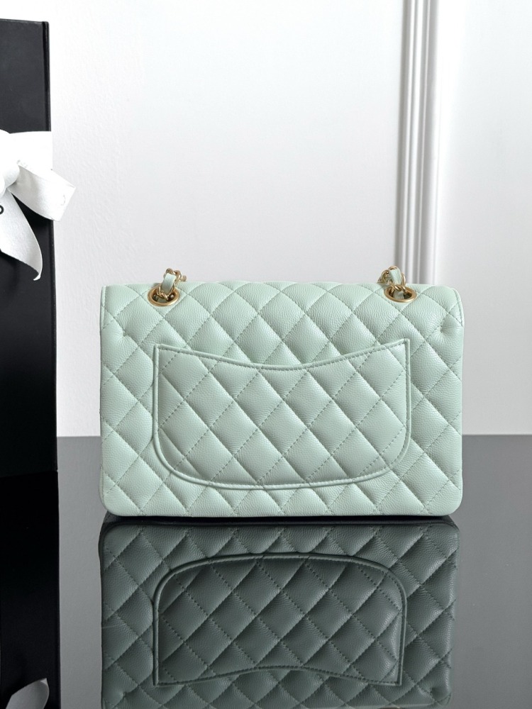 CHANEL（シャネル）クラシックフラップ（CF）方胖子 / 小型バッグ ライトグリーン ラムスキン + シルバー金具 コピー品