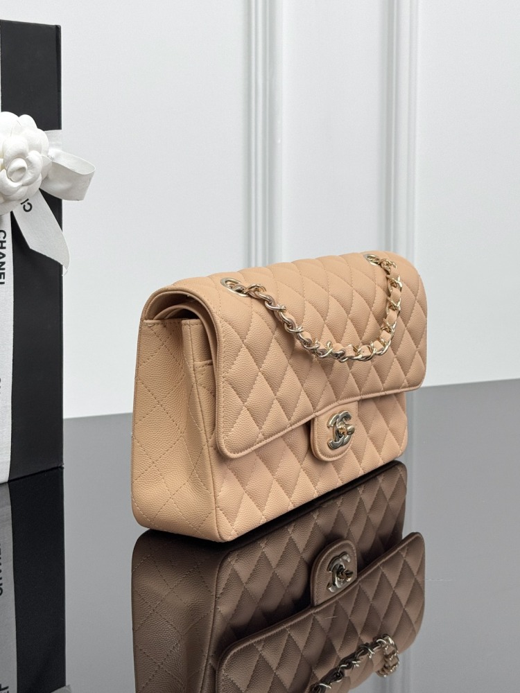 CHANEL（シャネル）クラシックフラップ（CF）方胖子 / 小型バッグ ベージュ ラムスキン + シルバー金具 コピー品