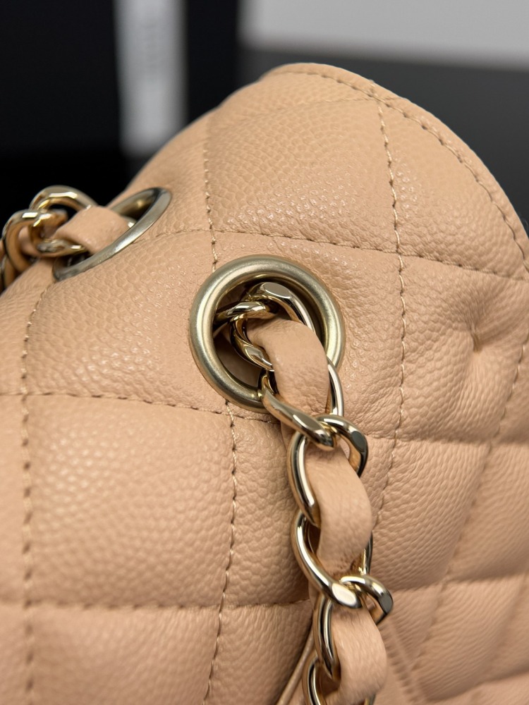 CHANEL（シャネル）クラシックフラップ（CF）方胖子 / 小型バッグ ベージュ ラムスキン + シルバー金具 コピー品