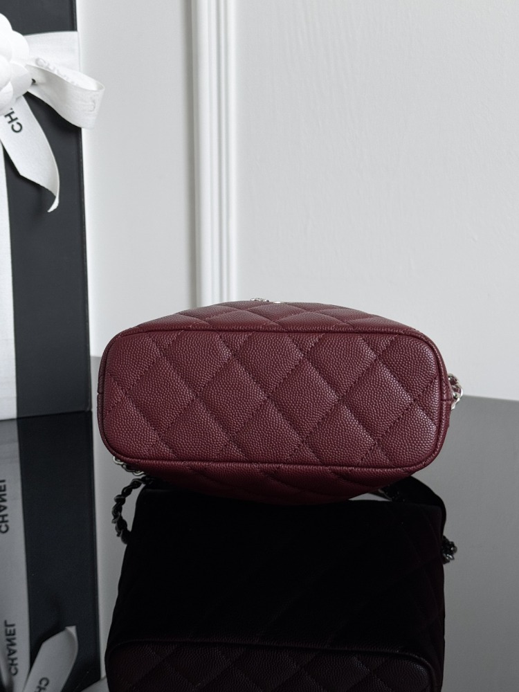 CHANEL（シャネル）25B スター型ランチボックスバッグ コピー品