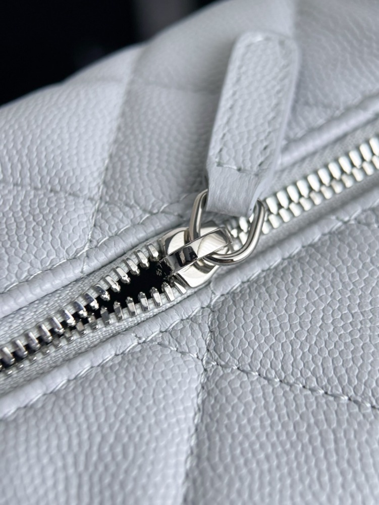CHANEL（シャネル）25B スター型ランチボックスバッグ グレーブルー コピー品
