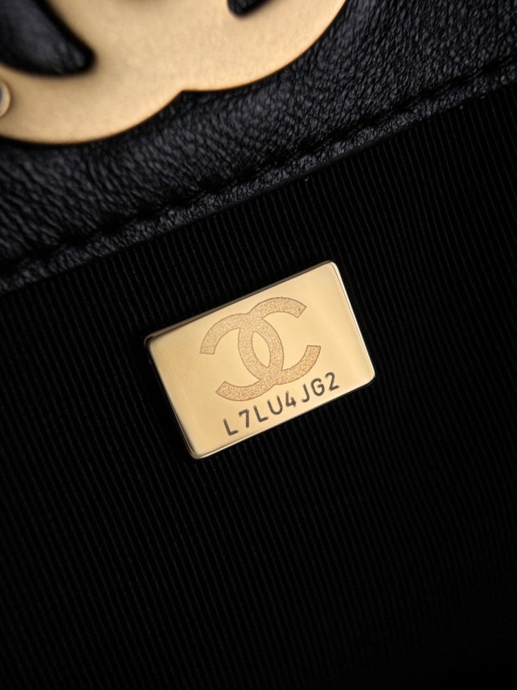 CHANEL（シャネル）25A シリーズ スエード＆レザー コンビ Hobo バケツバッグ グレー コピー品