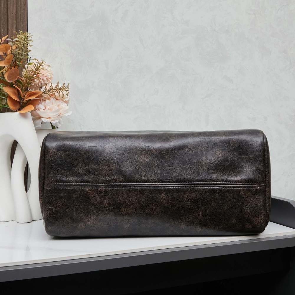 Prada（プラダ）2025春夏コレクション Nappaレザー ダッフルバッグ コピー品