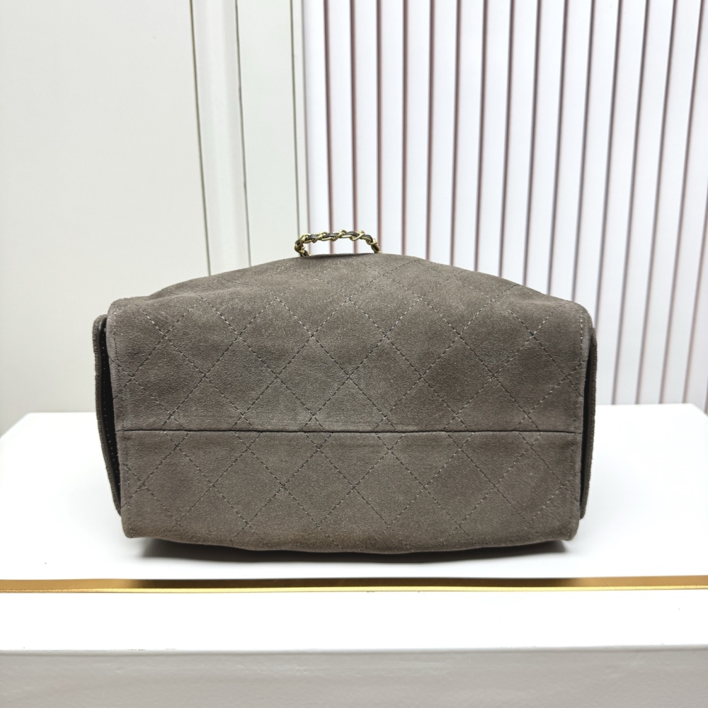 Chanel（シャネル）25C マットカーフスキン Hobo 腋下バッグ 小型 30x26x14cm グレー コピー品