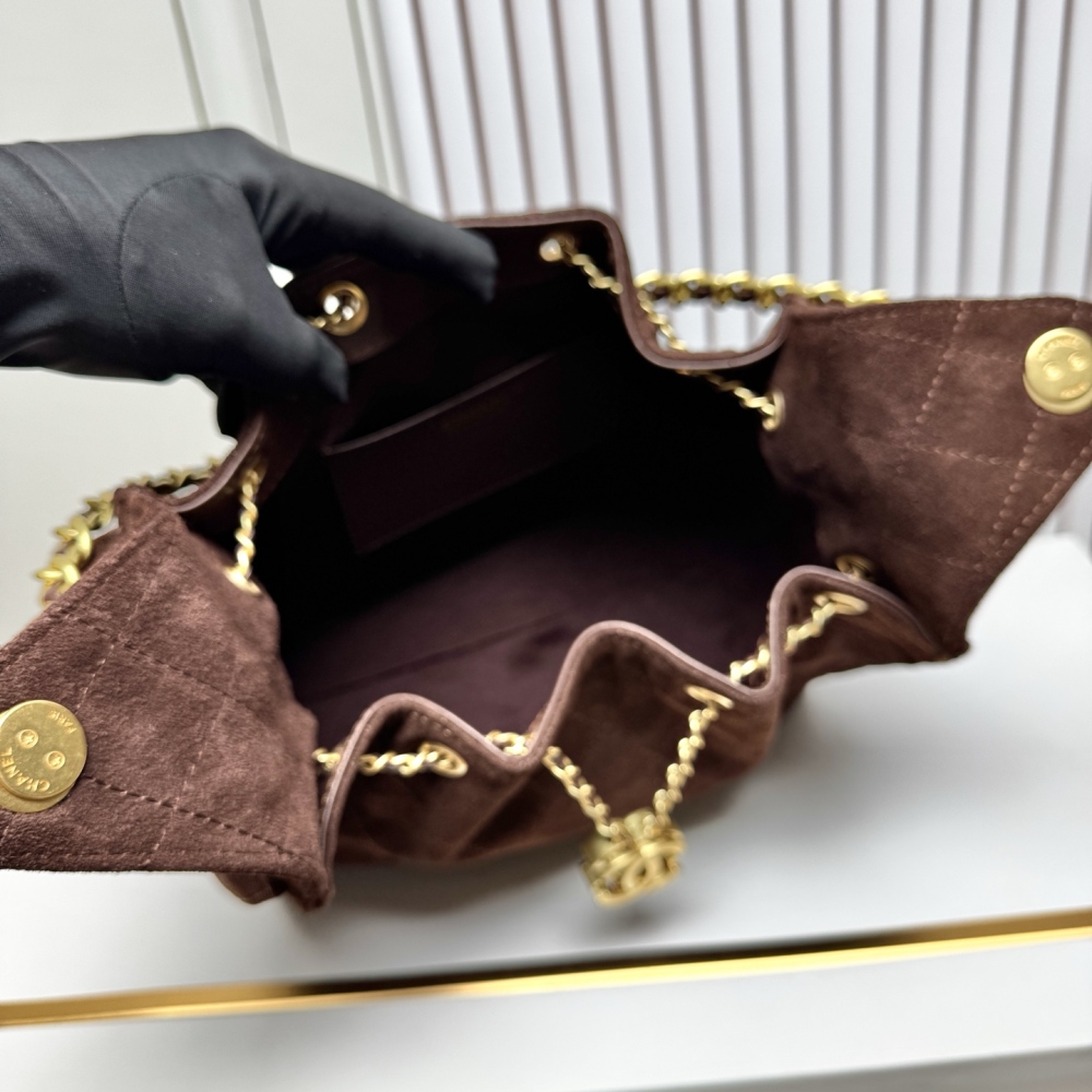 Chanel（シャネル）25C マットカーフスキン Hobo 腋下バッグ 小型 30x26x14cm ダークレッド コピー品