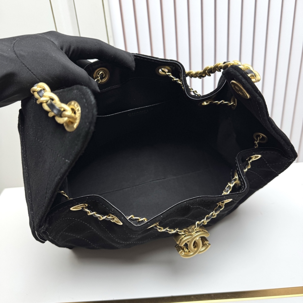 Chanel（シャネル）25C マットカーフスキン Hobo 腋下バッグ 小型 30x26x14cm ブラック コピー品