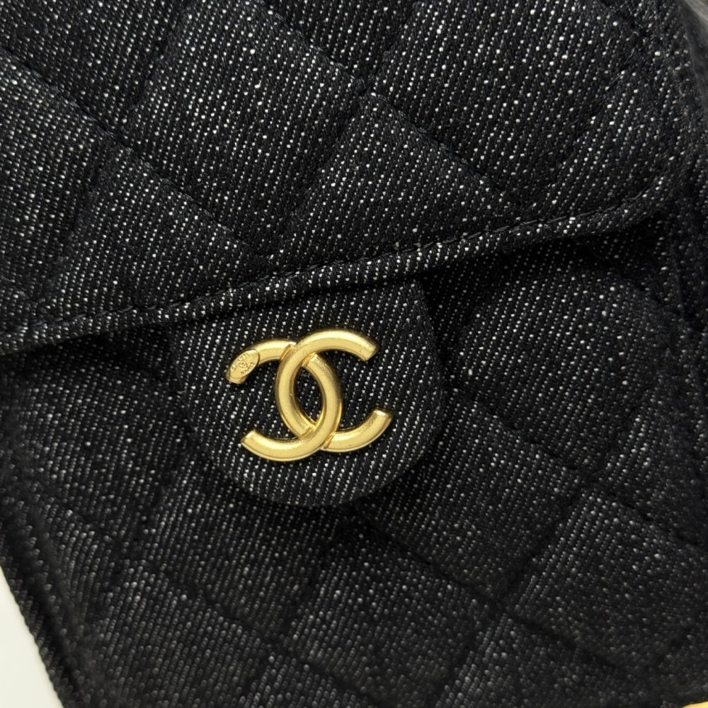 Chanel（シャネル）25C ウォッシュドデニム グラデーション Hobo 腋下バッグ 小型 30x26x14cm ブラック コピー品