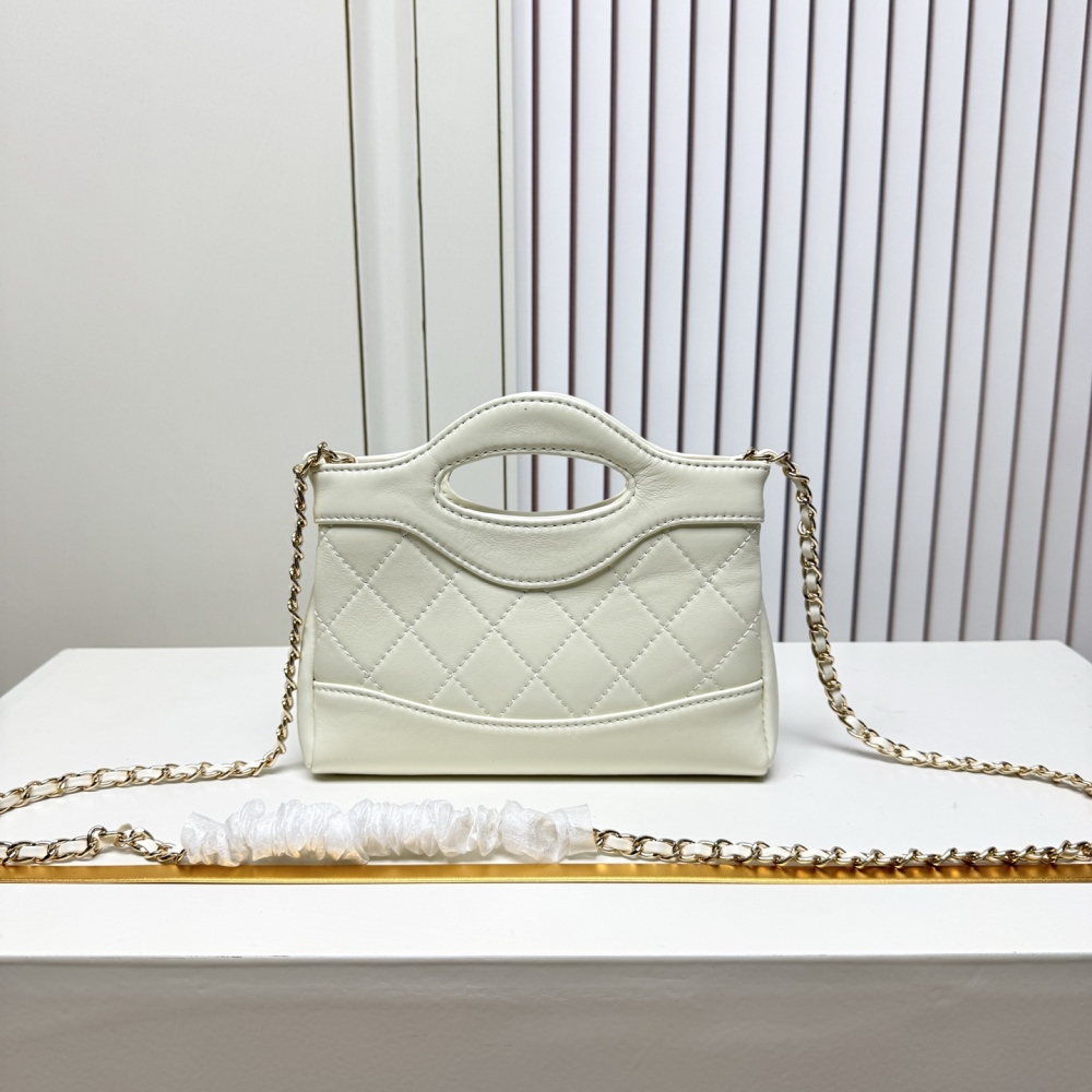 Chanel（シャネル）31 Bag Nano（ミニサイズ）ホワイト コピー品