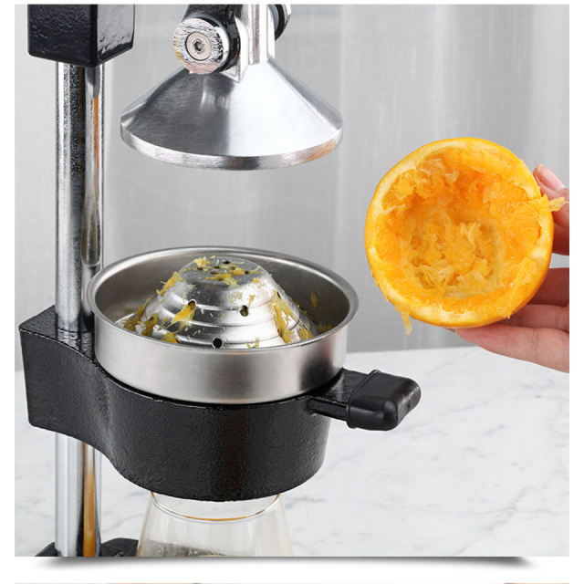 Portable Manual Juicer Cast Iron Solid Construction Easy Clean