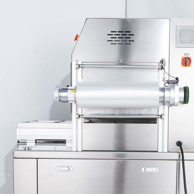 DQ440L-V Vertical MAP Vacuum Packaging Machine Gas Flush Sealer 440mm Film