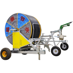 Single-Gun Hose Reel Irrigator for Large Fields with Adjustable Water Flow