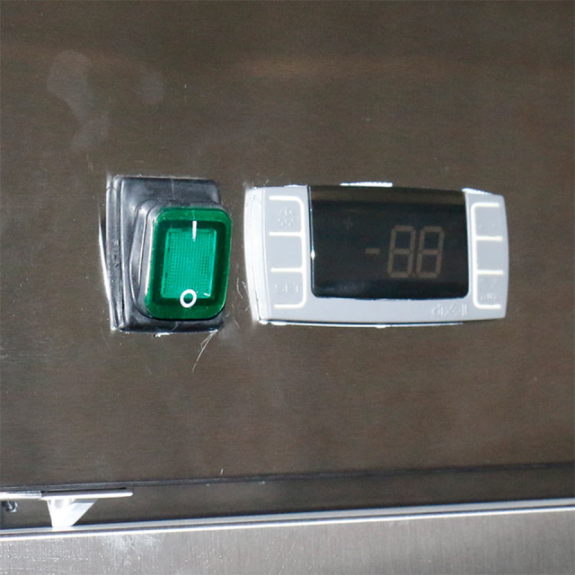 Three-Door Commercial Beer Display Refrigerator ARX3 1447L for Hotel and Bar