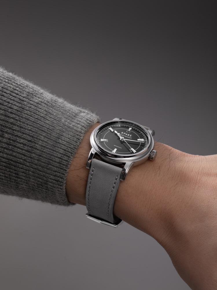Black dial with diamond