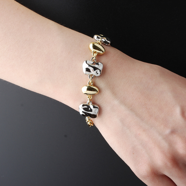 Two Tones Color  Metal Hammered Surface Irregular Geometry Bracelet