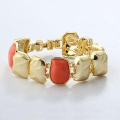 Gold-Tone Metal Irregular Beads and Imitation Coral Bracelet