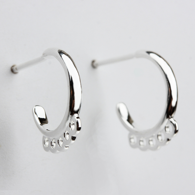 925 Sterling Silver Shiny Hoop Earrings with 5 Lpops