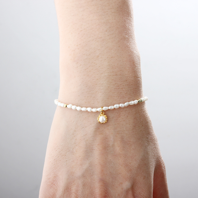 925 Sterling Silver Seed Pearl Bracelet with Floral Setting Pearl Pendant