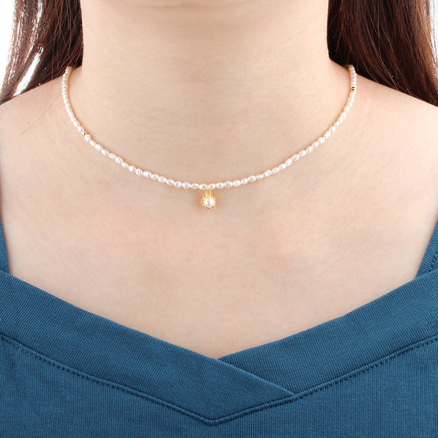925 Sterling Silver Delicate Rice Pearl Choker Necklace with Mini Pearl Pendant