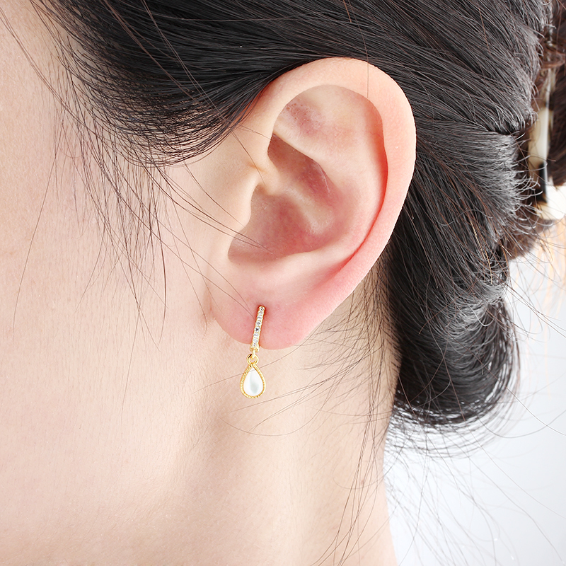 925 Sterling Silver Pear White Mother Pearl Hoop Earrings