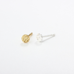 925 Sterling Silver Hammered Round Coin Earrings Studs