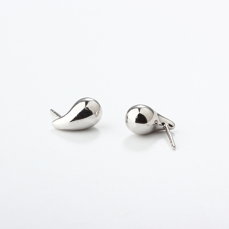 999 Sterling Silver Chunky Teardrop Earrings Studs