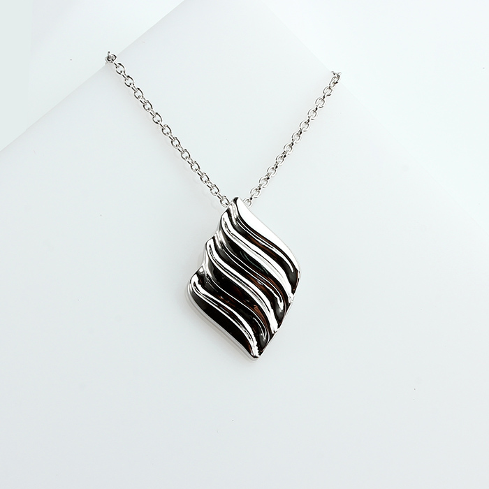 925 Sterling Silver Flowing Wave Rhombus Pendant
